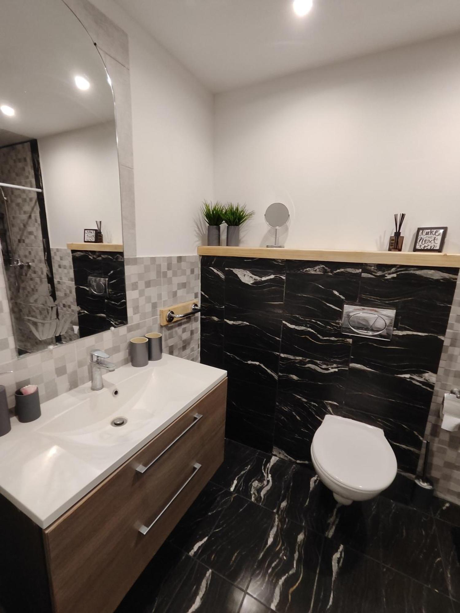 Apartment дом с парковкой, близко к центру